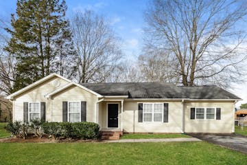 126 MARTINDALE RD Winston-Salem, NC 27107